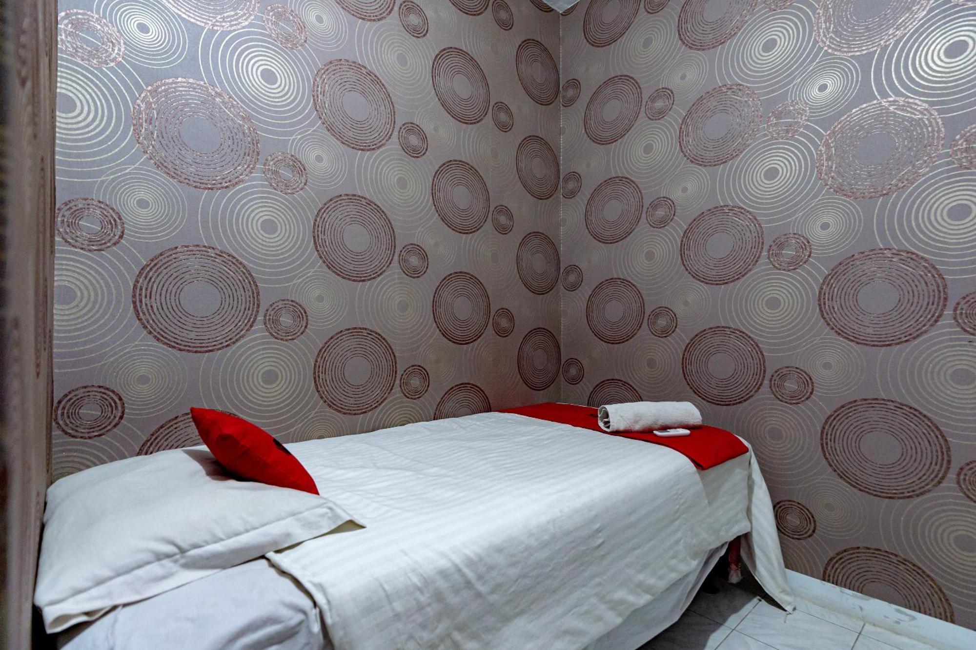 Hotel Reddoorz Near Rsud Dr Pringadi Medan 3 Esterno foto